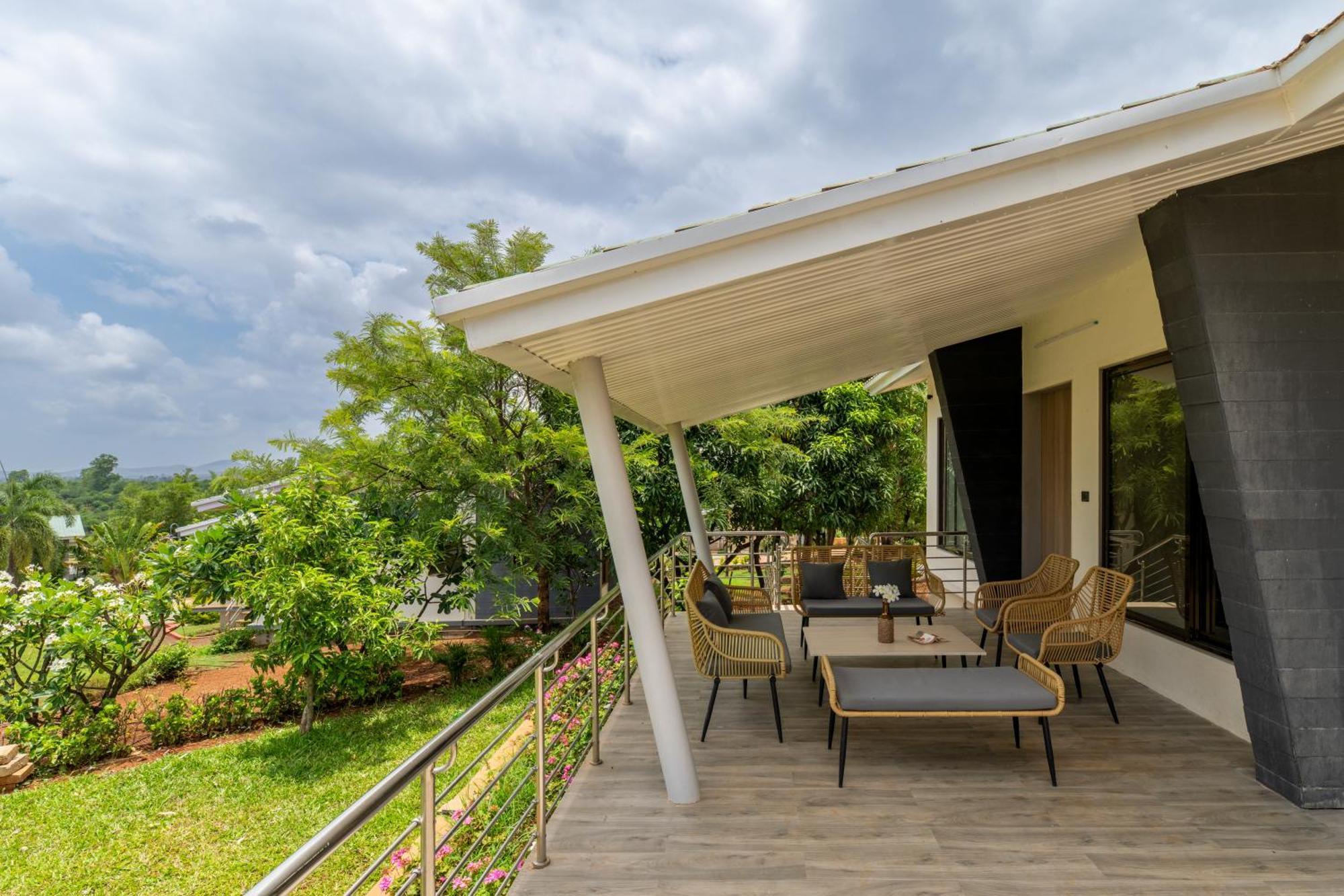 Energise Soul Retreat Trimbakeshwar Nashik Hotel Exterior photo